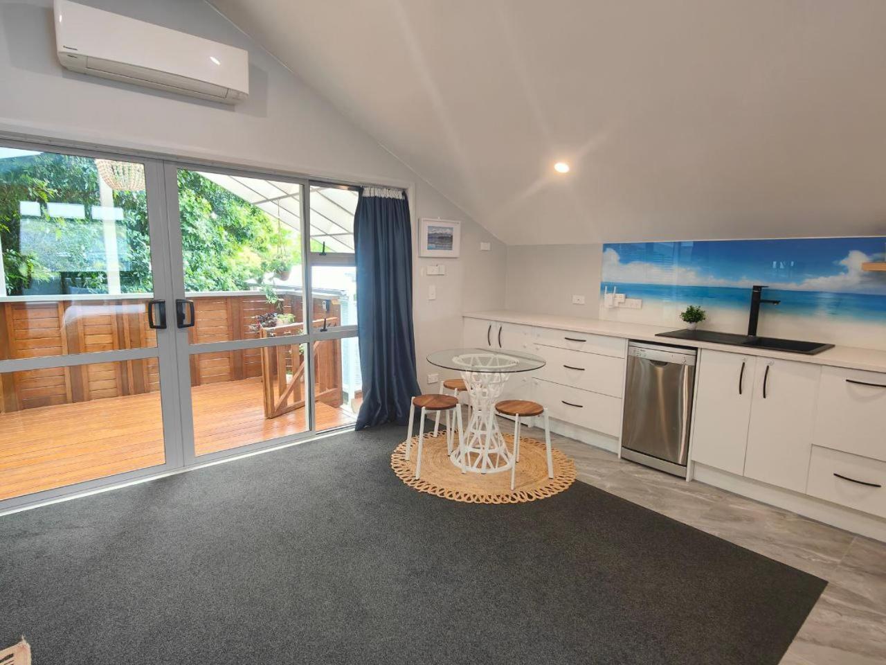 Welcome To Howick Auckland Luaran gambar